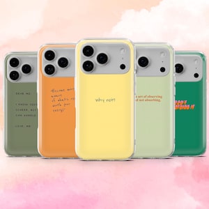 Pode incluir: Cinco capas de telefone coloridas com citações inspiradoras. As capas são em tons de verde, laranja, amarelo e verde. O texto nas capas inclui "Dear Me, I know you're scared, but can handle, love, me", "Become more aware of what's worth your energy" e "Why not?"