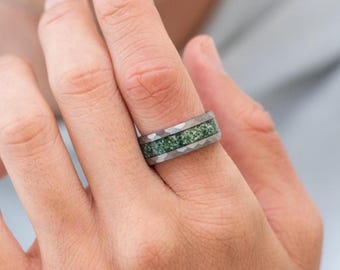 Alianza de boda de ágata musgosa natural para hombre, anillos de tungsteno de 8 mm, joyería inspirada en la naturaleza.
