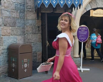 Vestido de cóctel Aurora inspirado en los años 50