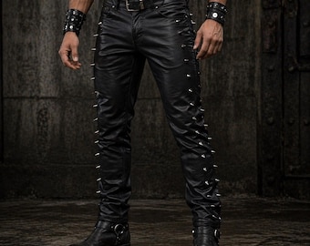 Pantalones de cuero negro con pinchos para hombre, pantalones de cuero auténtico estilo motero, pantalones góticos punk ajustados, pantalones de cuero con tachuelas hechos a mano, atuendo de estrella de rock