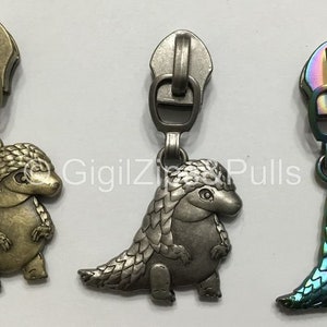 Pangolin - Zipper Pulls - Size 5 - Matte Rainbow, Brass, Antique Silver