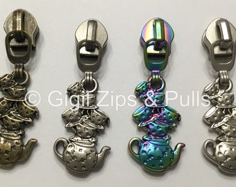 Zipper Pull - Tea Cups - Size 5