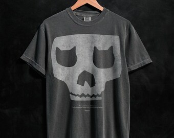 Abstrakter Katzen Schädel Komfort Farben Shirt im Grunge Stil - Vintage Goth Grafik Tee