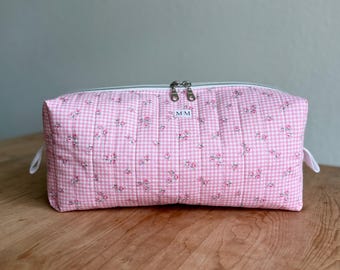 Floral Gingham Handmade Quilted Hot Tools Bag | Hair Tool Organizer | Travel Case for Curling Iron, Straightener & Accessories | Zipper Bag