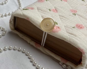 Handmade Quilted Book Cover – Cozy Gift for Book Lovers