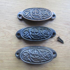 Rustic iron VINE CUP HANDLE vintage cabinet Bin pull handle cupboard drawer shell handle Antique iron Black Antique copper
