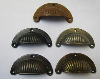 Rustikaler Sonnenmotiv-Muschelgriff aus Gusseisen, Vintage-Schrankgriff, Schubladengriff, Antik-Eisen, Schwarzer Rost, Antik-Messing, Kupfer