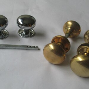 DOOR RIM KNOBS  old vintage retro vintage style lever door knobs round