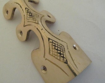 Solid brass corner protector baseboard,skiffers/victorian skirting board/Furniture guard UNLACQUERED BRASS