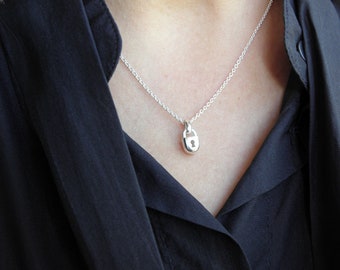 Collier cadenas en argent, petit pendentif en argent sterling massif