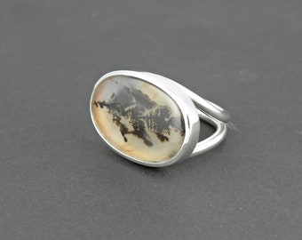 Grande bague argentée d’agate de mousse