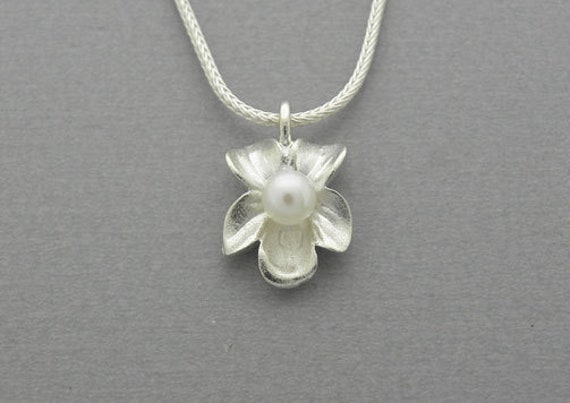 Violet Silver Pendant With Pearl - Etsy