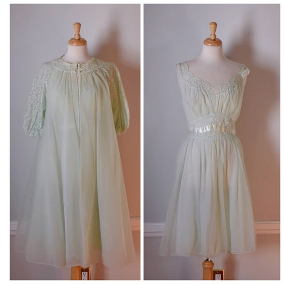 Vintage 60s Peignoir Set