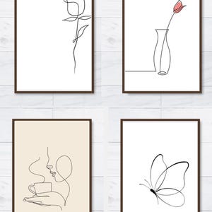 K&ouml;nnte beinhalten: Vier gerahmte Kunstdrucke mit minimalistischen Strichzeichnungen. Die Drucke zeigen eine Rose, eine Tulpe in einer Vase, eine Person, die Kaffee trinkt, und einen Schmetterling. Jedes Kunstwerk befindet sich in einem dunkelbraunen Rahmen vor einem wei&szlig;en oder beigen Hintergrund.