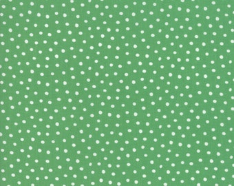 Snow Day Snow Dots en Kelly Green, Stacy Iest Hsu, tissu 100% coton, Moda Fabrics, 20637 17