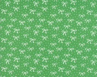 Best Friends Forever Just a Pretty Bow in Green, Stacy Iest Hsu, 100% Cotton Fabric, Moda Fabrics, 20627 17