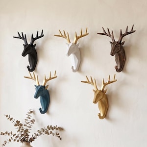 Patère murale cerf | Porte-manteau en bois de cerf pour entrée | Décoration rustique moderne | Patère murale animal | Décoration murale géométrique | Rangement nordique pour la maison