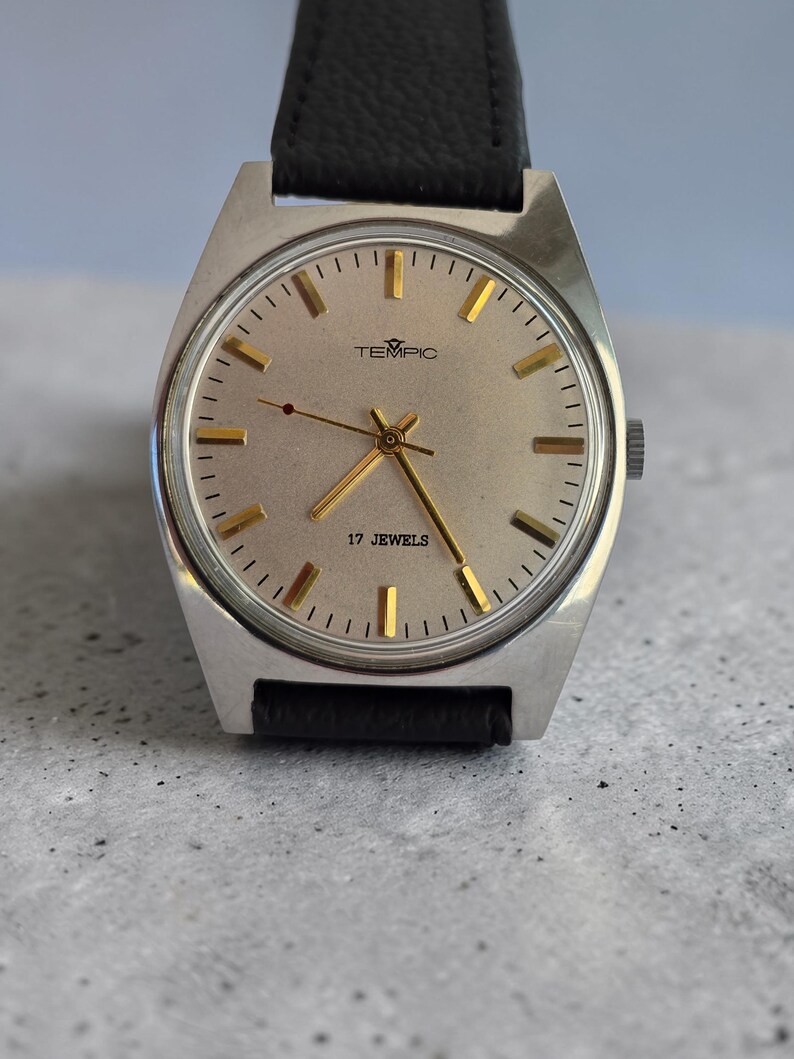Vintage Watches Tempic 17 Jewels Herrenarmbanduhr/Retro Wristwatch/Klassisch Zustand Uhr/Made in Germany/ image 4