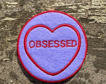 Patch thermocollant coeur obsédé | Accessoire veste brodée en feutre violet