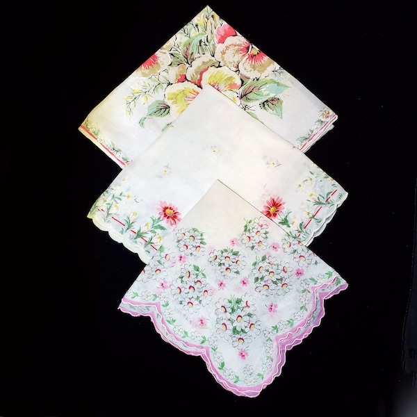 Vintage Set Of 3 Ladies Floral Handkerchiefs Hankie Hanky Pocket Squares