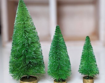 Kelly Green Bottle Brush Tree by Distinguished Flamingo - Single Tree, 3 sizes Available