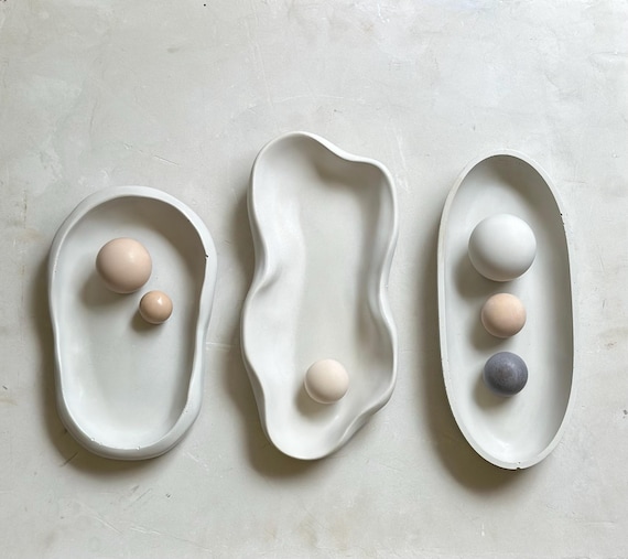 Modern Concrete Tray, Irregular Plate, Catch All Tray, Jewelry Display,…