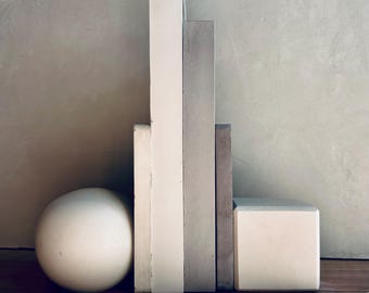 Solidne betonowe podpórki do książek | minimalistyczny design | nowoczesne biuro | dekoracja do domu | wabi sabi