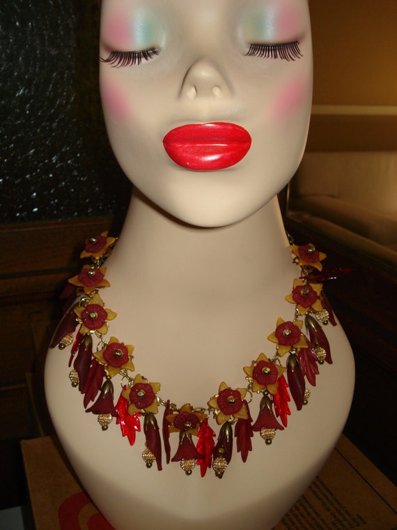 Floral statement necklace.