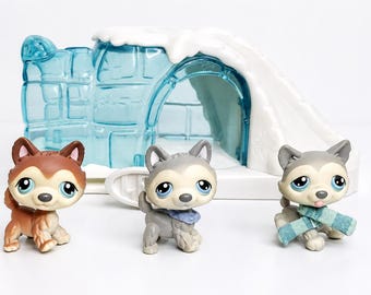 Authentic Littlest Pet Shop Polar Puppies Figure’s with Igloo Structure