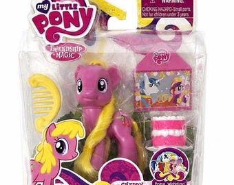 My Little Pony G4 Brushable Cherry Berry Figure NIB
