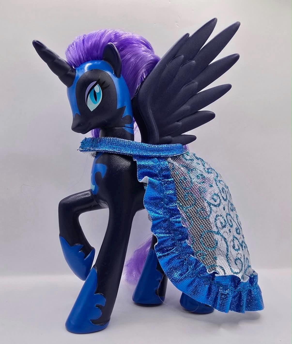 Nightmare moon figure - Etsy 日本