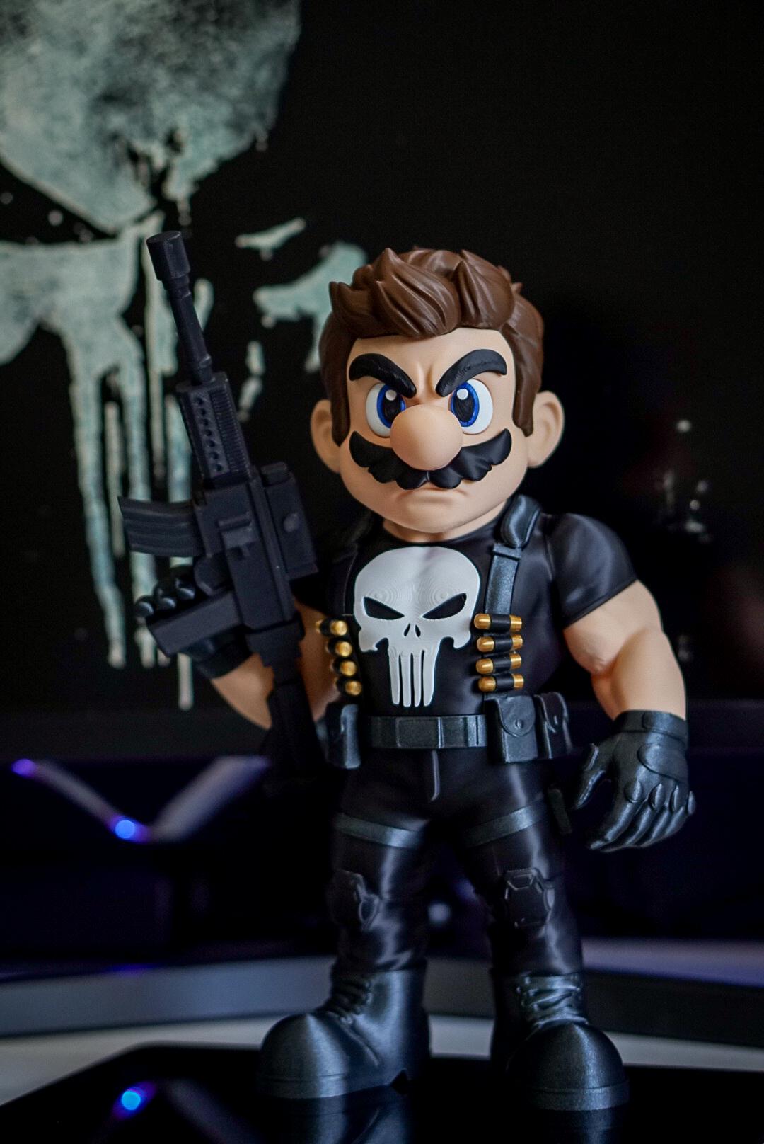 マリオ x パニッシャー 3Dカスタムフィギュア Punisher - Mario - Super Mario Bros - 3D Printed Figure - 2 Sizes