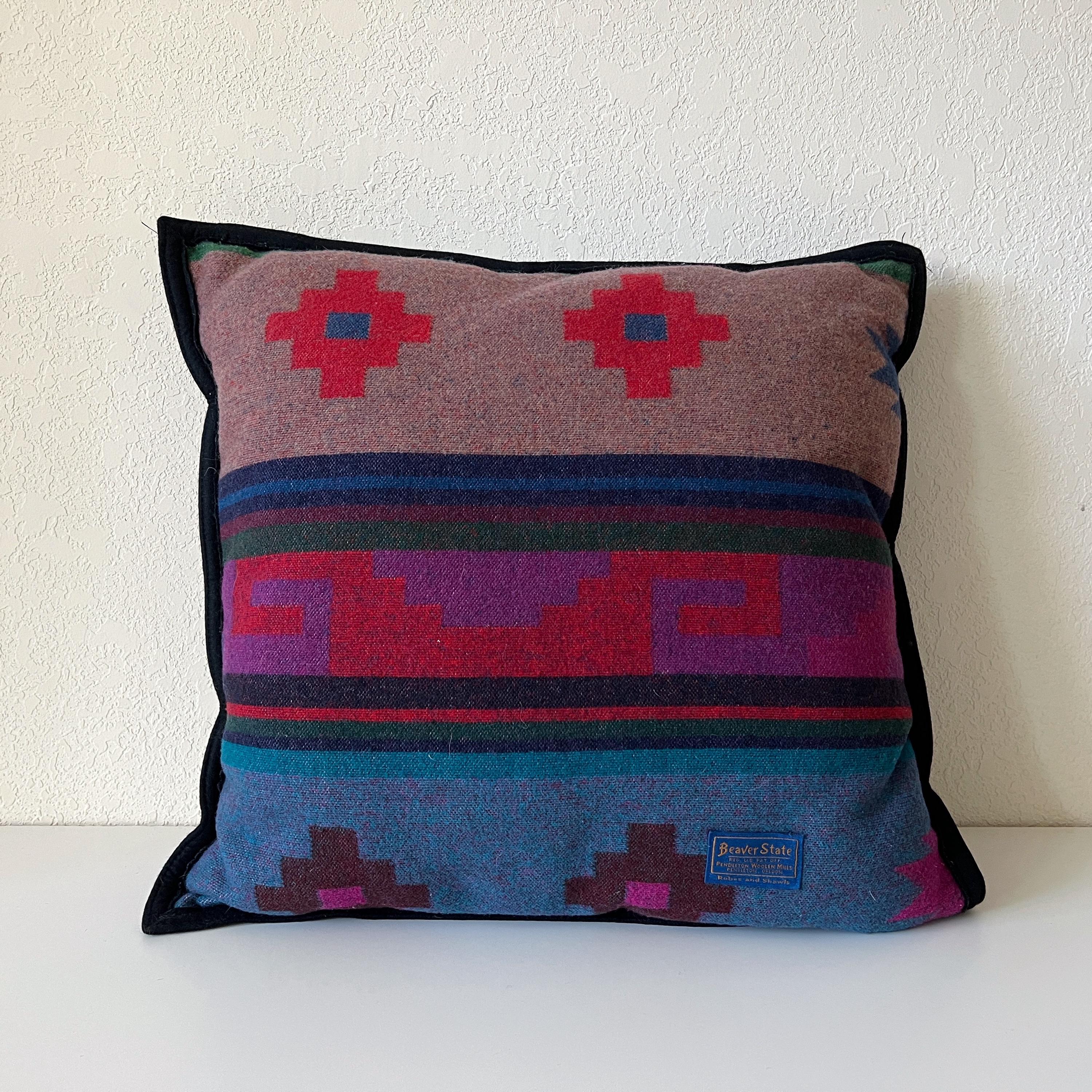 PENDLETON Beaver State 幾何学模様ウールクッション Vintage BEAVER STATE PENDLETON Chief Joseph BLANKET And Pillows