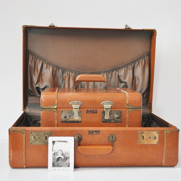 Mid-Century Caramel Brown Suitcase Set