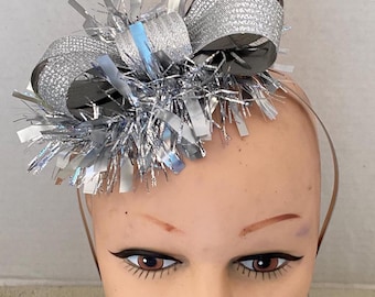 Sparkling Double Silver Bow with Tinsel
