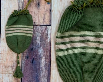 Victorian Green Knit Reticule Drawstring Teardrop Tassel Bag 1800’s / Purse / Arts and Crafts / Bohemian / Evening /