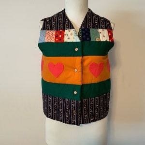 70&#39;s Quilted Calico Hearts Patchwork Gilet de pompe réversible