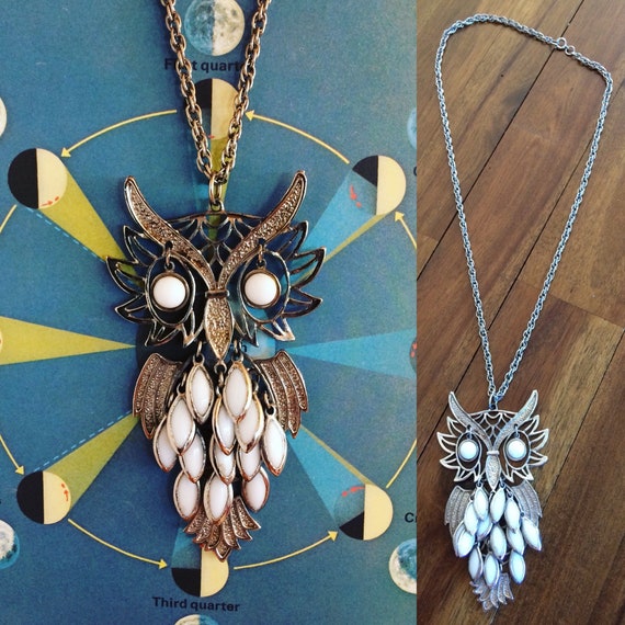 70's Owl Necklace Pendant Silver Tone Long / Hipp… - image 2