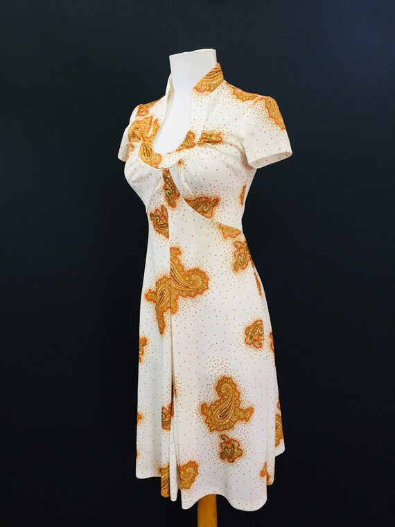 70’s Slinky White Paisley A Line Baby Doll Dress … - image 3