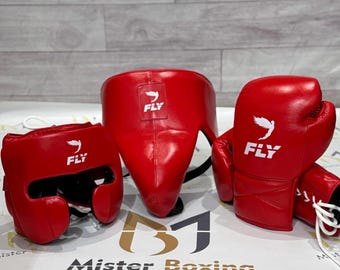 Conjunto de boxeo personalizado de cuero rojo: guantes, casco, protector inguinal, equipo para sparring y entrenamiento.