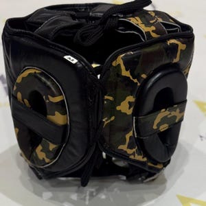 Set de boxeo con mosca, guantes de cuero camuflaje medio blanco, casco y protector de ingle, equipo profesional imagen 8