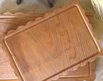 Cherry Scalloped Cutting Board | Extra Large