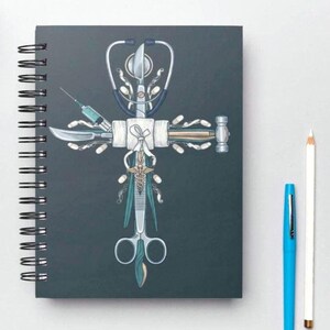 Quaderno per assistente medico con attrezzatura a forma di croce, quaderno per infermiere, appunti per scriba, quaderno per scriba, medicina interna primaria