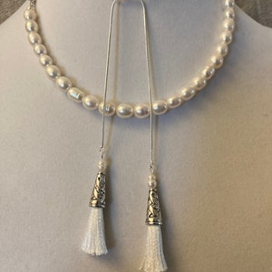 Madam Secretary Pearl and Tassel Necklace, Tea Leoni Necklace, Madam Secretary, Large Pearls and Large Tassels image 2