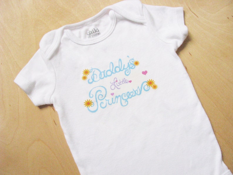 Daddy's Little Princess Baby Bodysuit Size 6 Months Short Sleeve Girl image 1