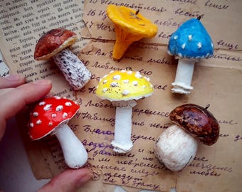 Set of 6 рaper mache mushrooms Fungi ornament  Mushroom decoration  Toadstool decor  Mushroom ornament Yule decorations