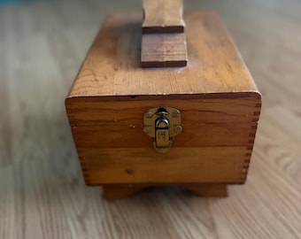 Vintage Wooden Shoe Shine Box Kit Dovetail Storage Chest Carry Handle Shoe Polish Valet