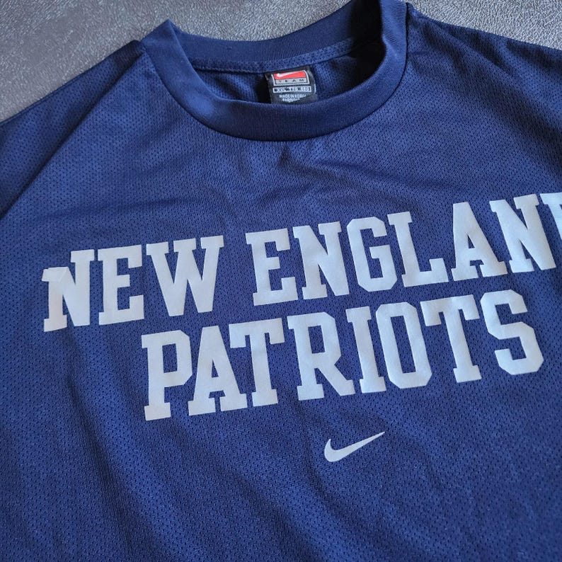 Vintage Nike New England Patriots Center Swoosh Navy Mesh Shirt XXL image 2