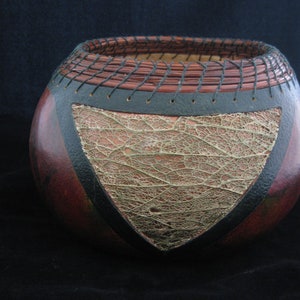Lace -  Pine Needle Coiling Gourd Art