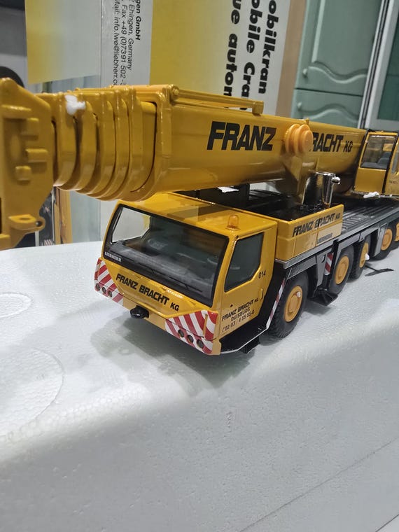 LIEBHELL LTM 1200-5.1 1⁄50スケール模型 1⁄50 Liebherr LTM 11200